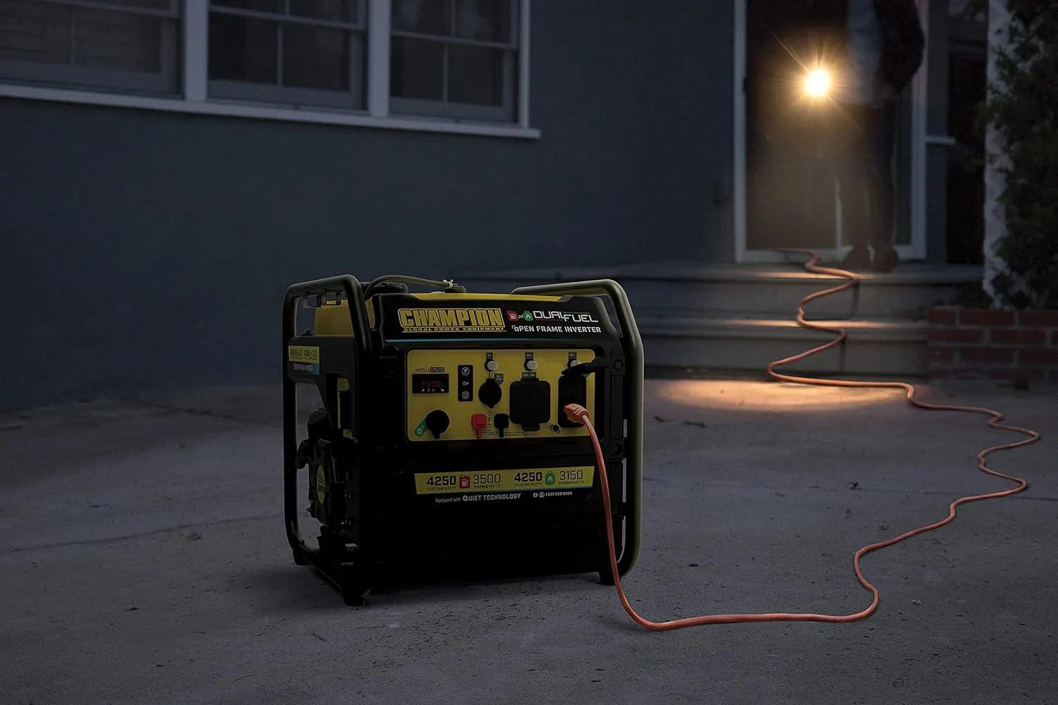 Portable Inverter Generator with Quiet Technology