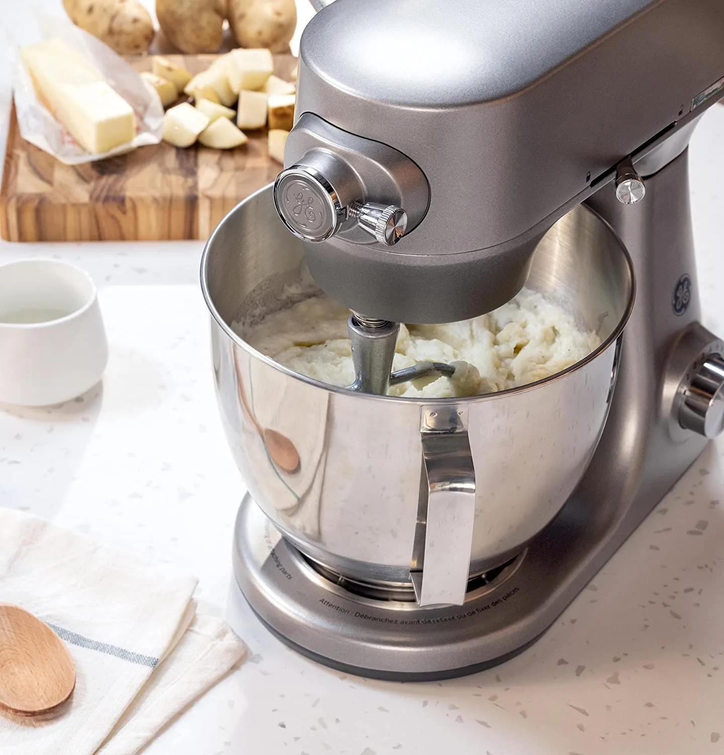 Tilt-Head Electric Stand Mixer, 7-Speed, 350-Watt Motor, Includes 5.3-Quart Bowl, Flat Beater, Dough Hook, Wire Whisk & Pouring Shield